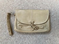 WOMENS OUSHKA LEATHER PURSE