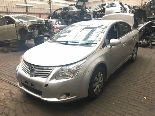 Toyota avensis 0d4d saloon - 2.0d4d,