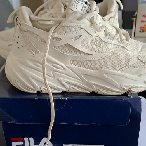 Fila ray tracer white - fila,