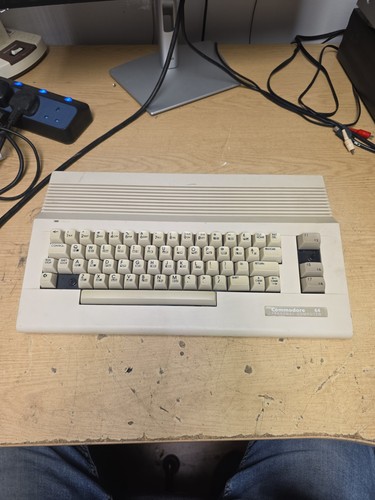 Commodore c personal - 64,