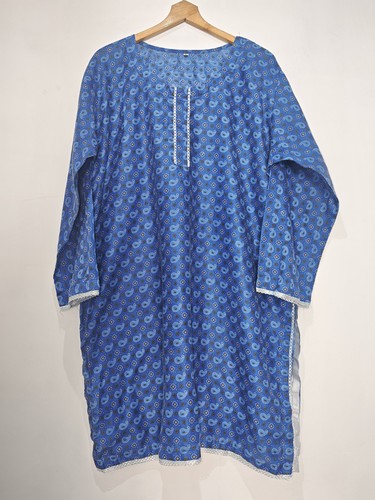 Blue paisley print - print, piece