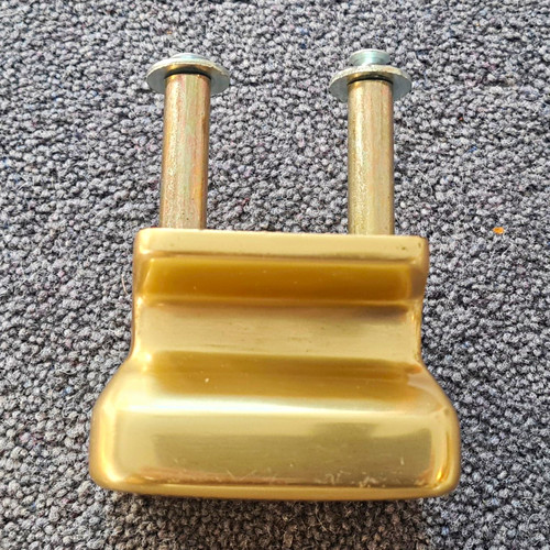 Sectional garage door handle