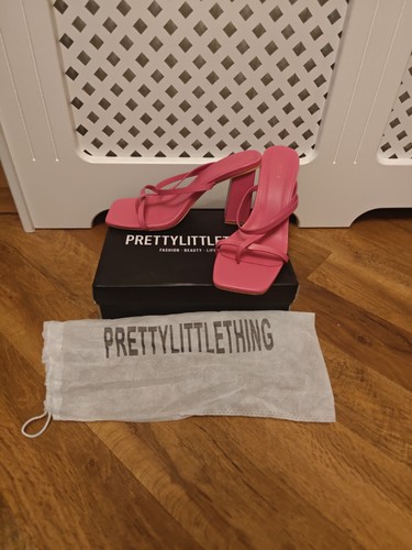 Pretty little thing pink - pretty,