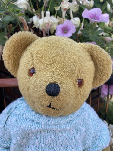 Old teddy bear vintage english - old,