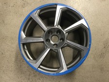 Audi TT RS alloy road wheel  8S0601025CD
