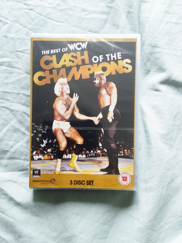 Brand new sealed wcw clash - brand,