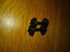 Pair of OO Gauge Black Plastic Wheels for carriages
