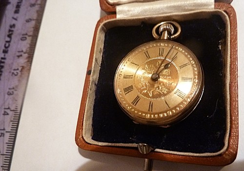 9ct solid gold rare miniature - 9ct,