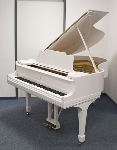 Steinway sons grand piano - &,