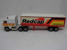 DoBo2 - Matchbox - Kenworth with articulated trailer redcap