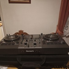 Numark Mixstream Pro Go