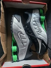 Nike shox size - 7, bnib
