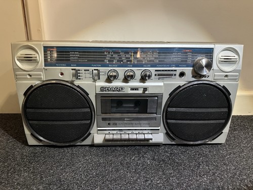 Sharp 5757 portable boombox - gf-5757,