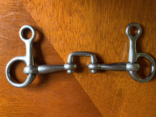 PORTED HANGING CHEEK SNAFFLE HORSE BIT SIZE 5.5 INS