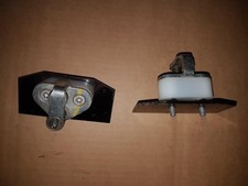 Defender Td5 Tdci PUMA 110 DBC & earlier models front / rear doors strikers PAIR