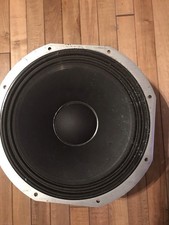 1 Peavey 15" woofer / speaker
