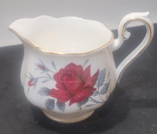 ROYAL ALBERT SWEET ROMANCE