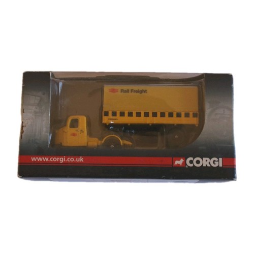 Corgi trackside scammell - corgi,