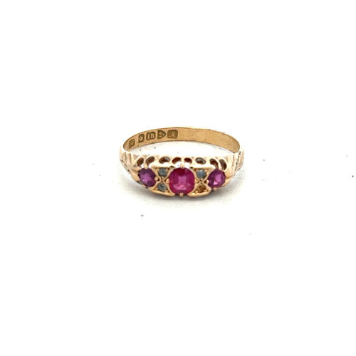 18ct yellow gold ruby - , and