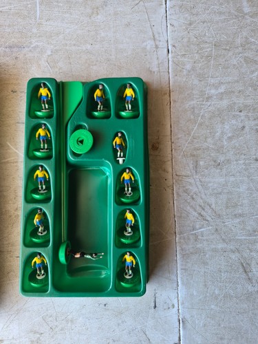 Subbuteo team brazil one - subbuteo,