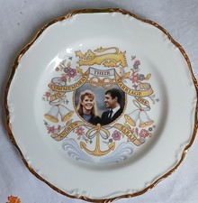Prince Andrew and Sarah royal wedding 1986 Commemorative plate vintage