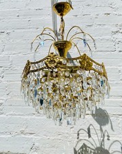 Vintage Tiered Crystal
