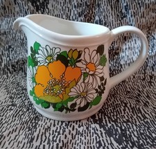 Retro Floral Sadler