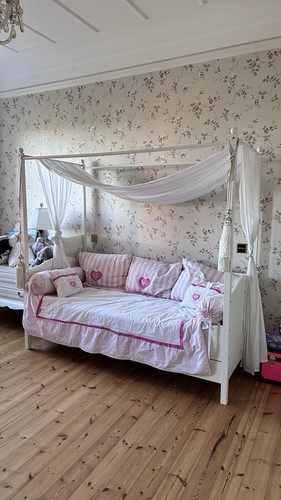 Luxury children bed - children,