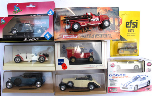 Job lot models - 8, solido