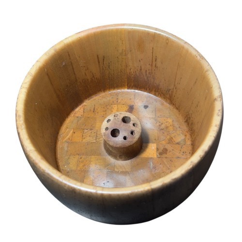 Vintage didware nut bowl - nut,