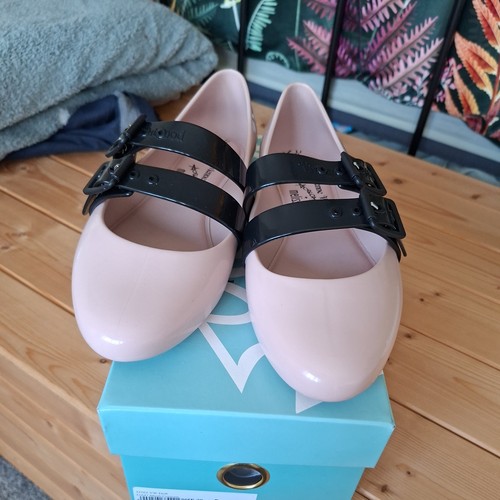 Melissa vivienne westwood - melissa, +vivienne