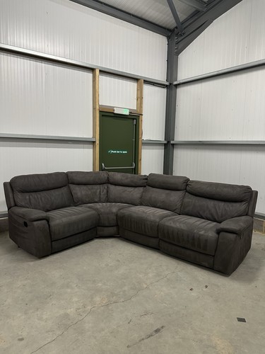 Grey dfs ronan - dfs, corner