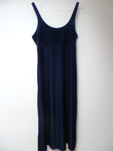 Deep blue velvet - , midi-length