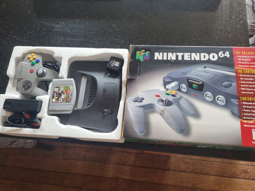 Nintendo n64 console bundle - 64,