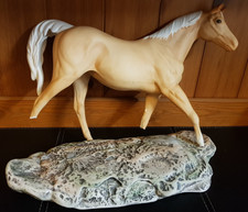 Beswick Large Palomino Horse
