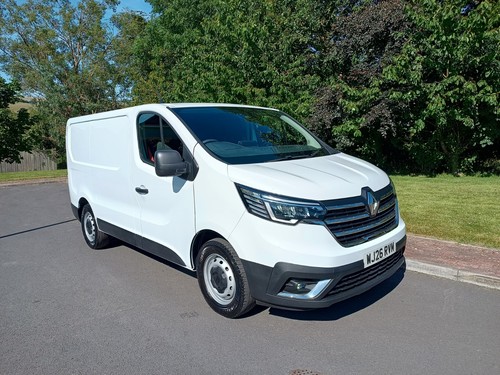 2026 renault trafic red - trafic,