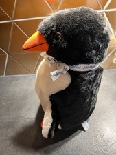 Hotpoint MFA Large Penguin