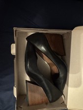 Next Signature Black Leather