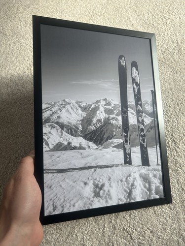 Skiing framed print - a4,