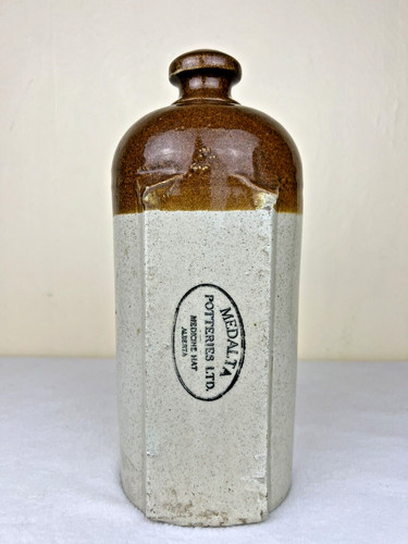 Vtg hot water - hot,