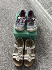 Clarks Uk 8.5 F G Leather White Sandals Doodles Bundle