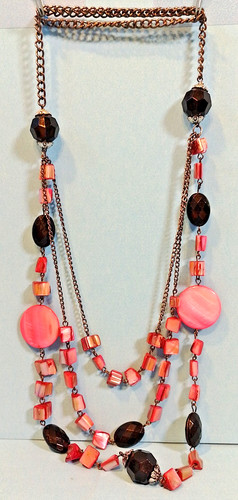 Striking pink mop shell - 33,