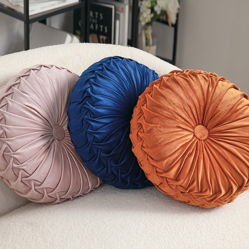 Velvet pumpkin cushion - pumpkin,
