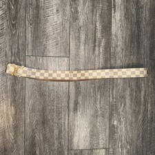 Size 100/40- Louis Vuitton