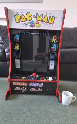 Pac man arcade machine table - arcade,