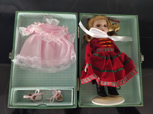 Doll case trunk with - case/trunk,