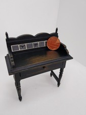  1:12th Scale Dolls House