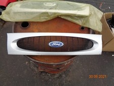 FORD FIESTA MK4 COMPLETE FRONT MAIN CENTRE BUMPER GRILL SILVER 96FB8200ACW