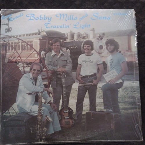 Bobby mills and sons travelin - mills,