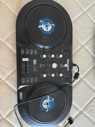 Turntables mixer - turntables,